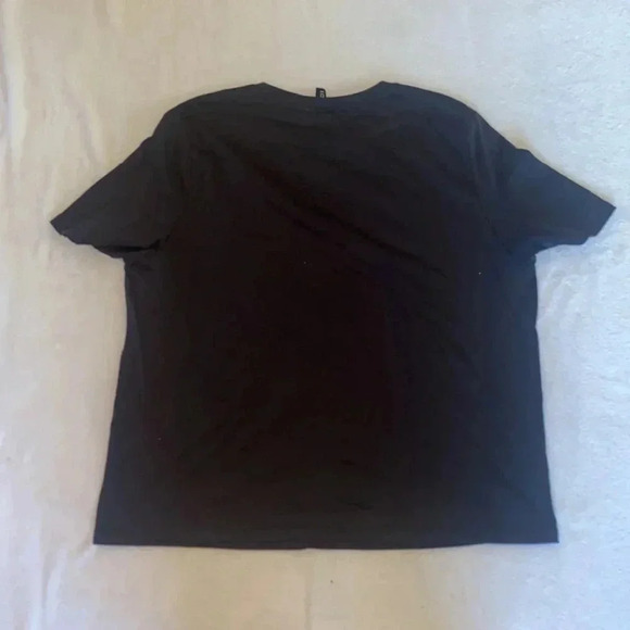 H&M NASA Shirt - Picture 3 of 3